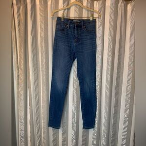 Madewell Curvy High-Rise Skinny Jeans, size 26